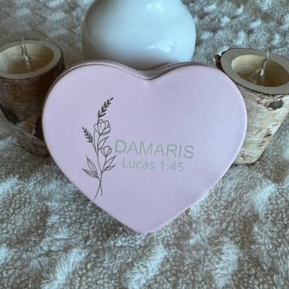 Jewelry - Custom jewelry box with a personalized name